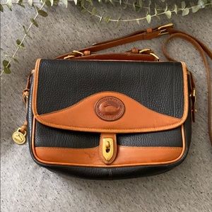 Dooney & Bourke Vintage Carrier Bag